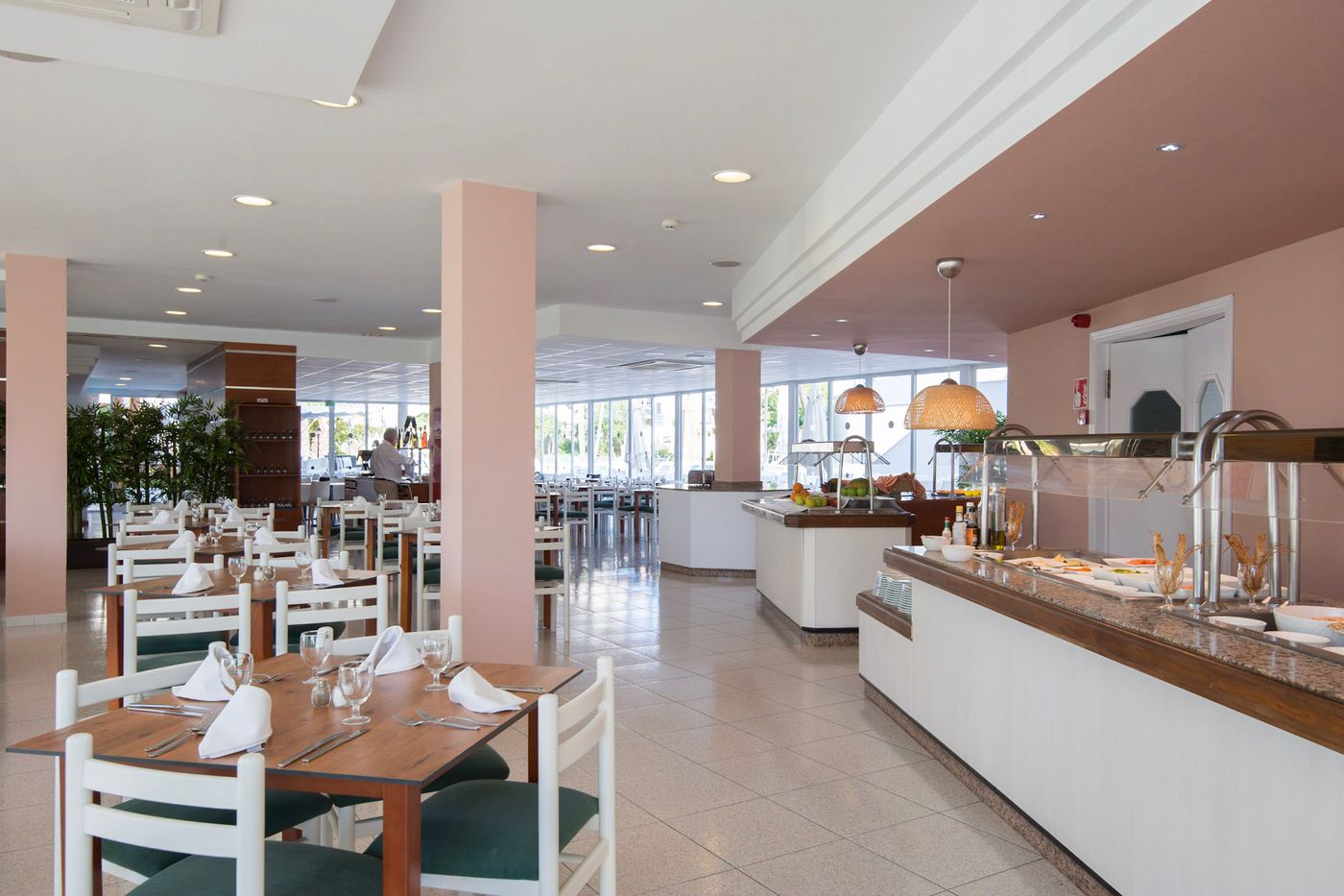 Globales Cala Bona Suites