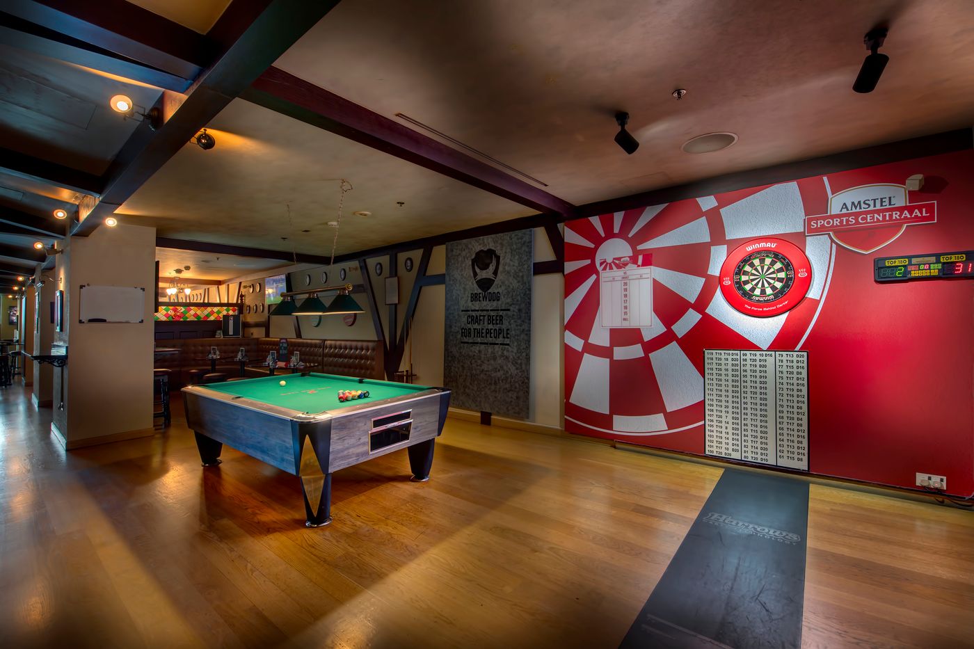 Metropolitan-Hotel-on-Sheikh-Zayed-Road-Dubai-Bar-84