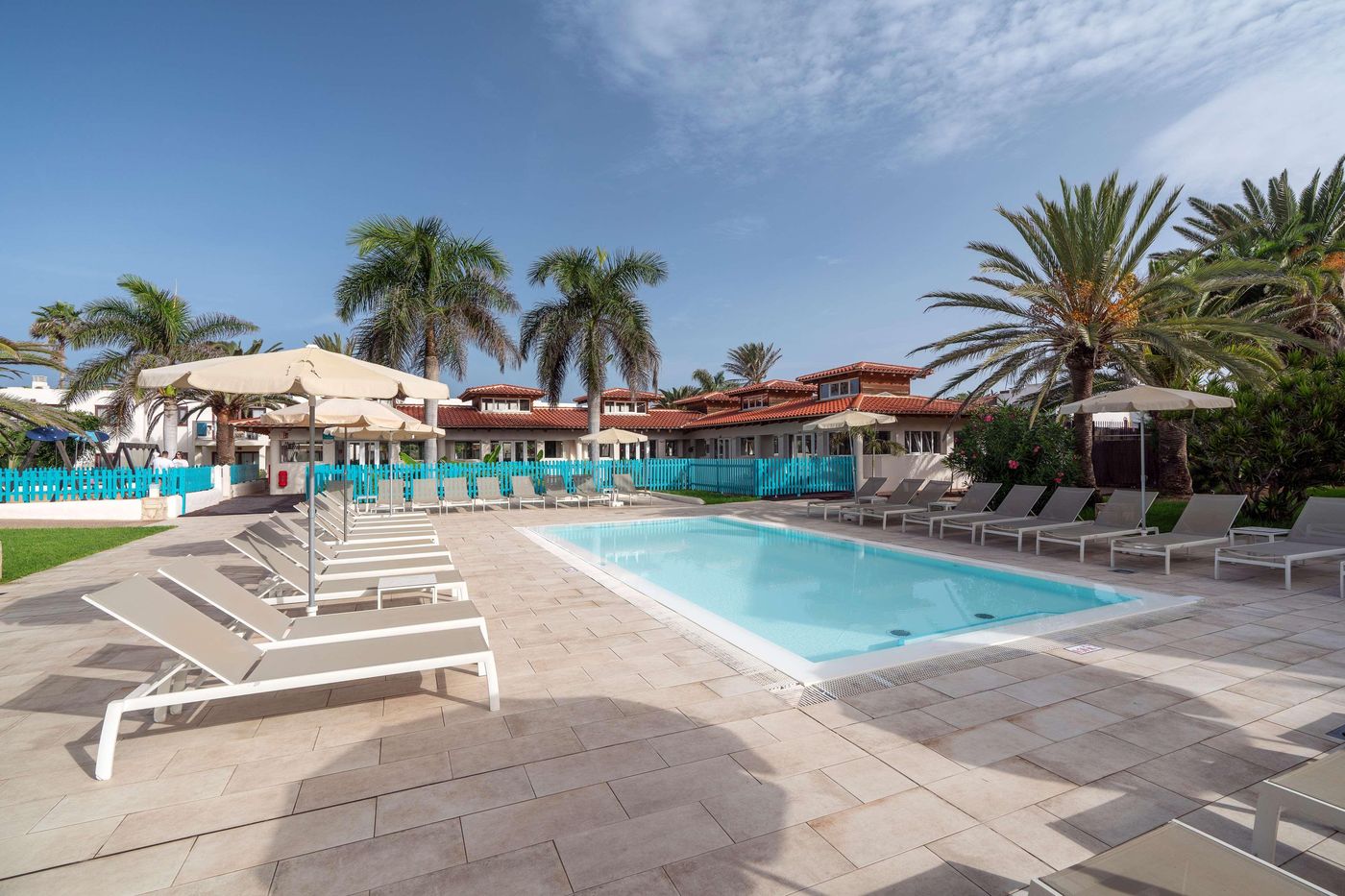 Alua-Suites-Fuerteventura-Pool-7