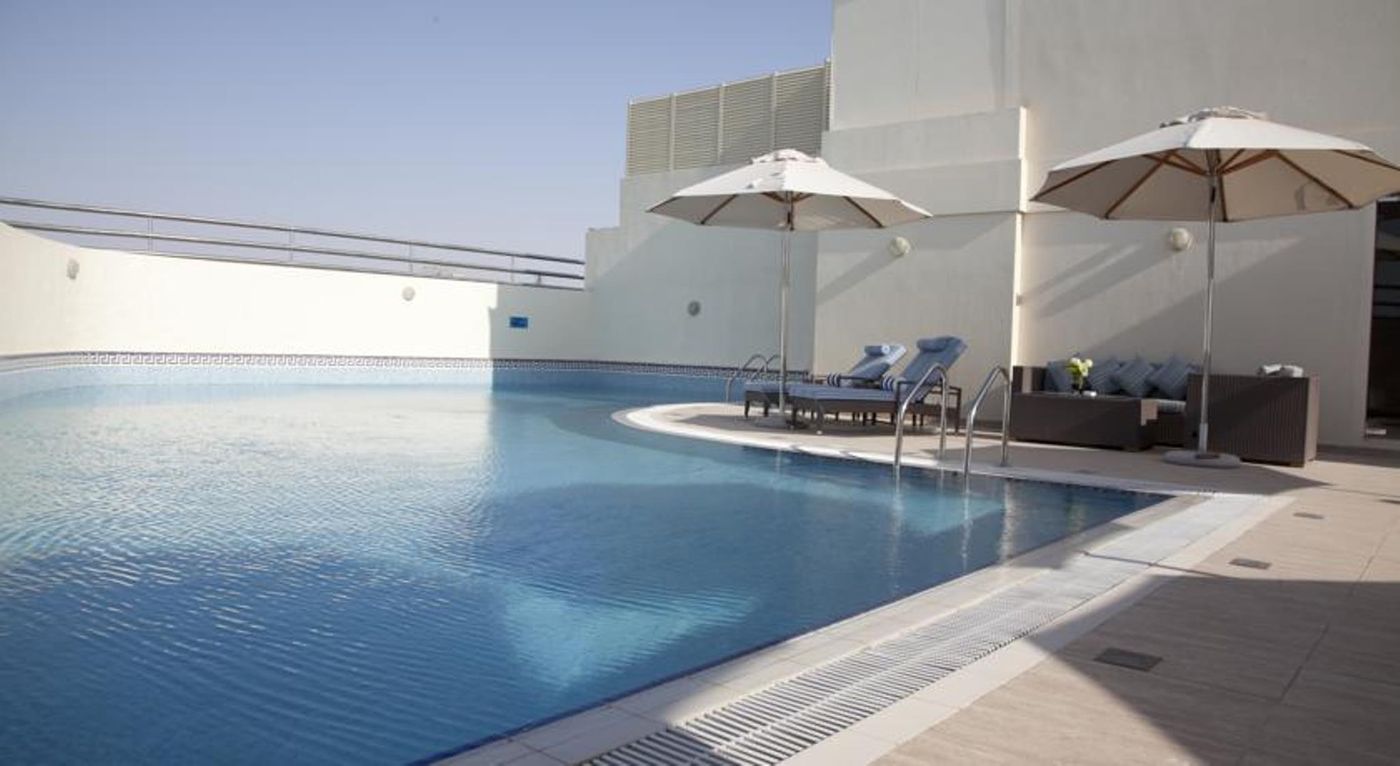 Grand-Excelsior-Al-Barsha-Pool-1