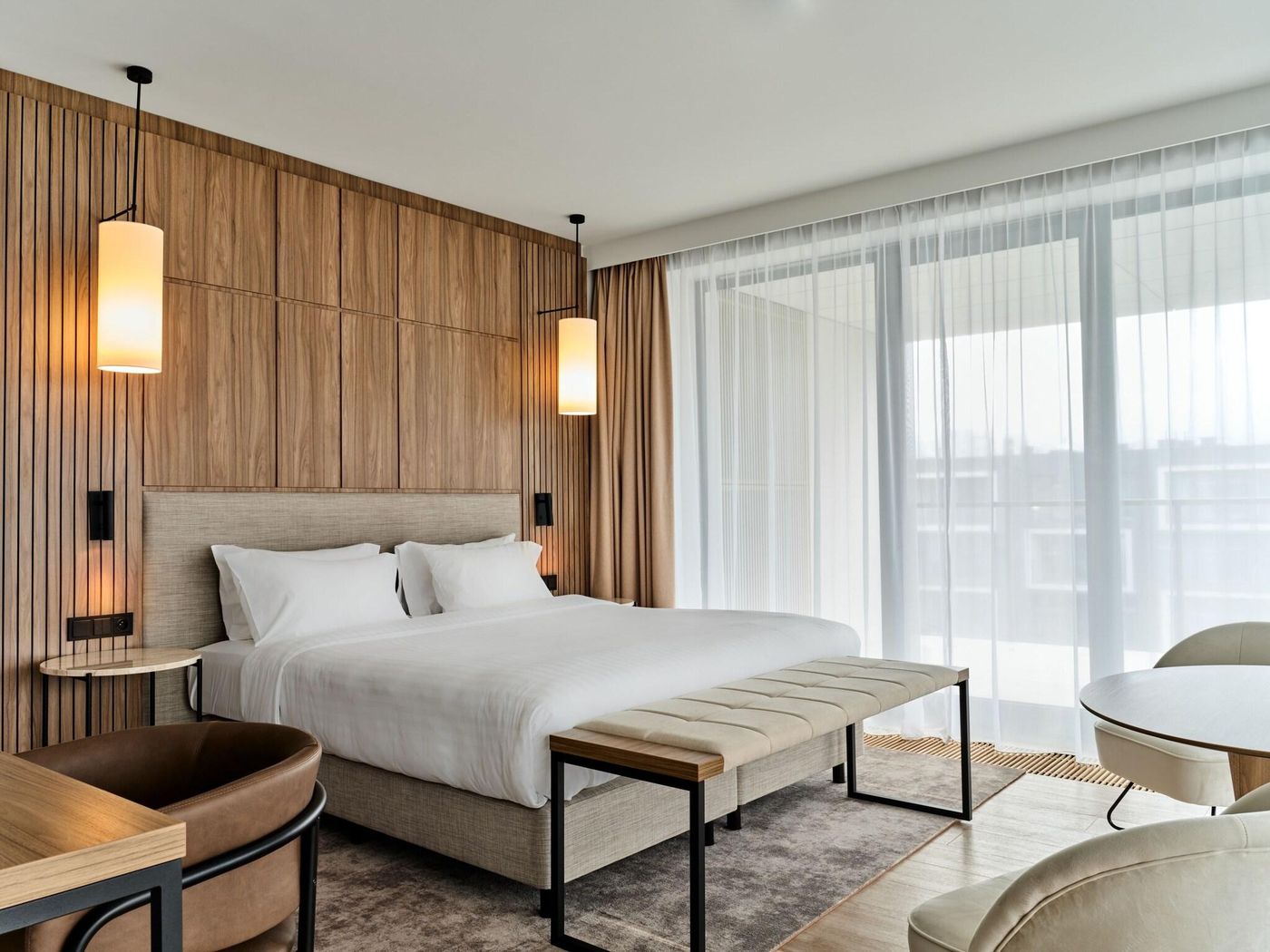 AC-Hotel-by-Marriott-Krakow-Room-26