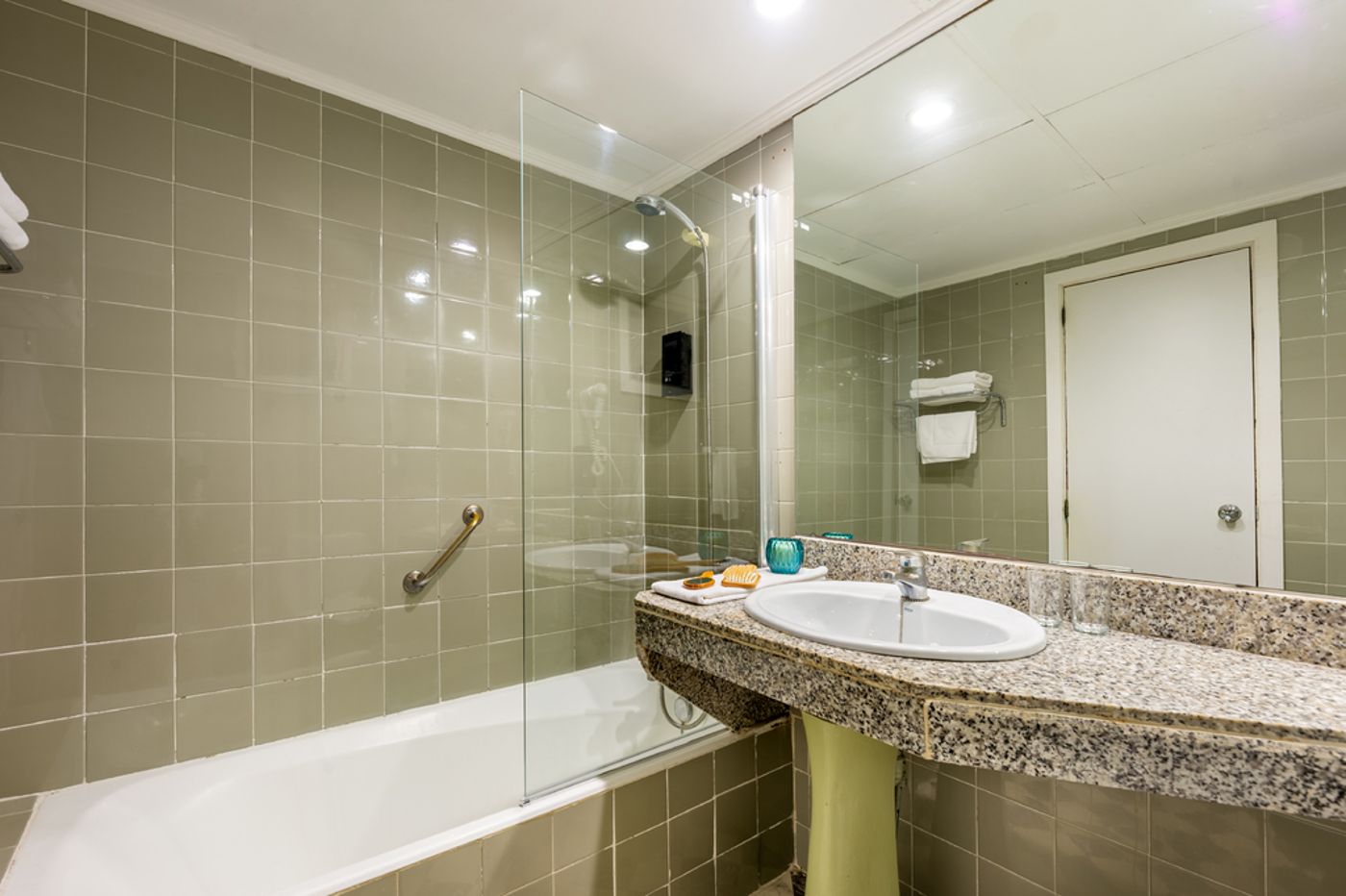 Vibra Beverly Playa Hotel