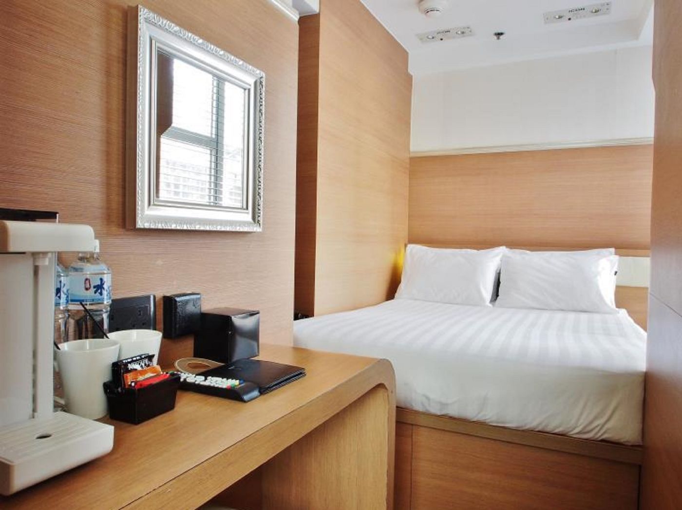 Bluejay Residences-Hong Kong – China-Hong Kong-Room-3