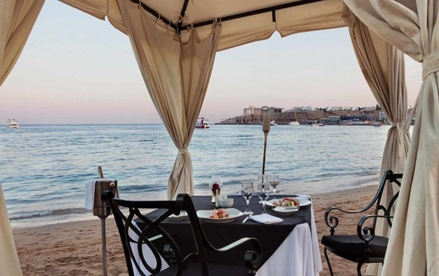 Fayrouz-Resort-Restaurant-45