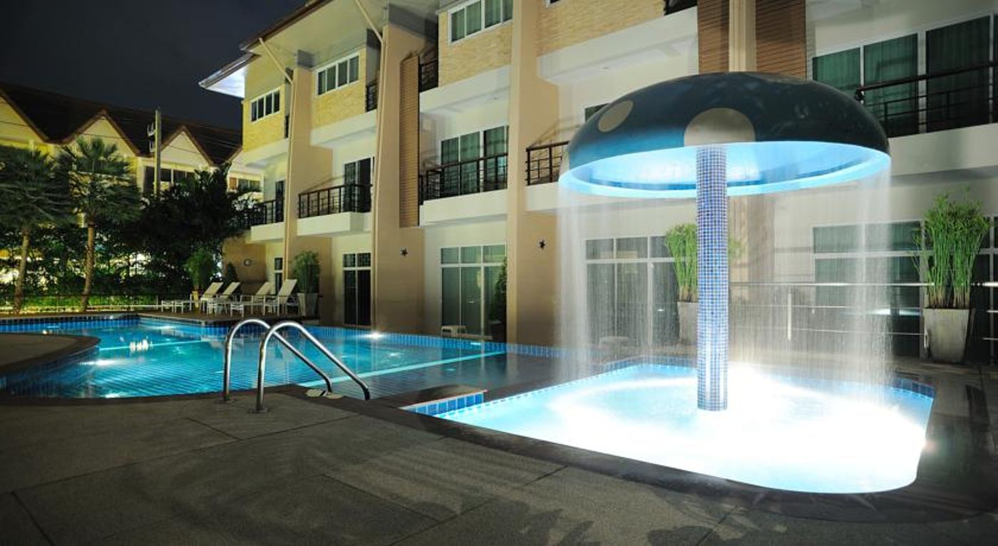 Beach Boutique House