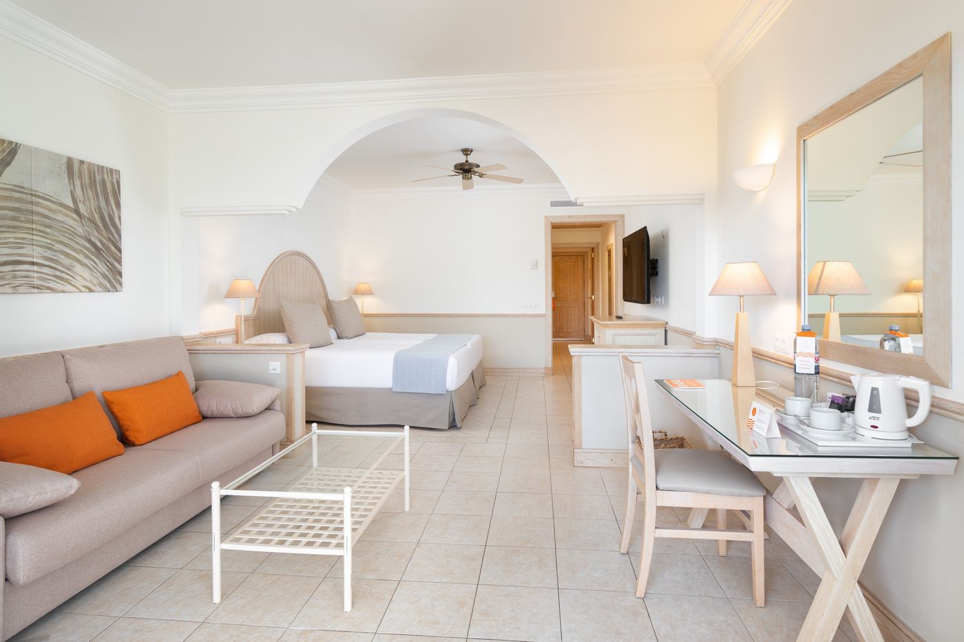 Gran-Castillo-Tagoro-Family---Fun-Playa-Blanca-Room-27