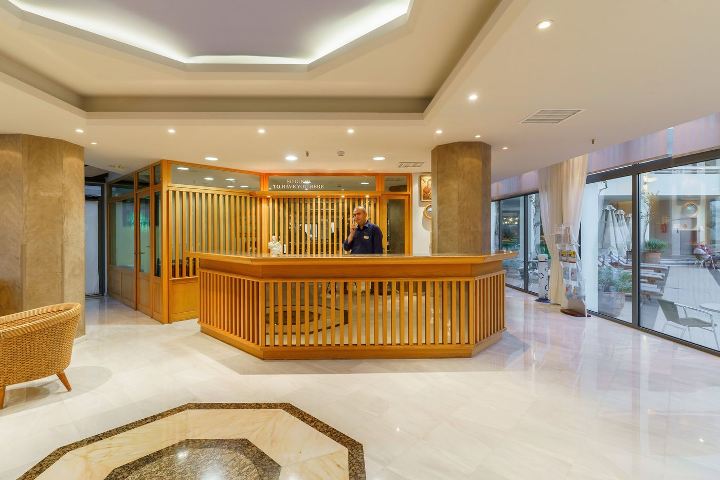 Sentido-Pearl-Beach-Lobby-24