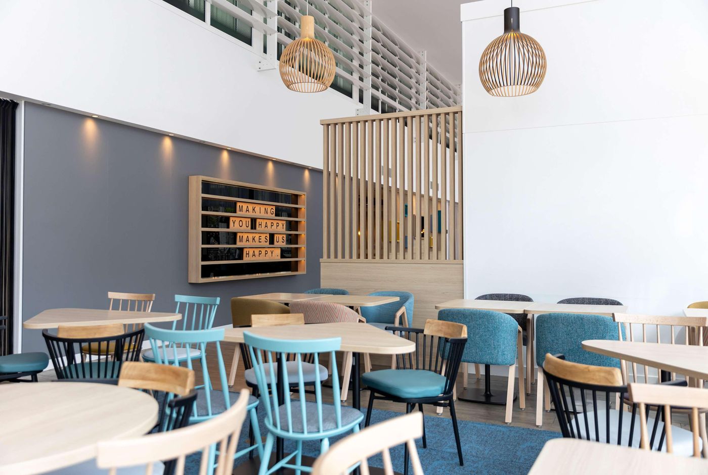 Hampton-by-Hilton-Amsterdam---Arena-Boulevard-Restaurant-16