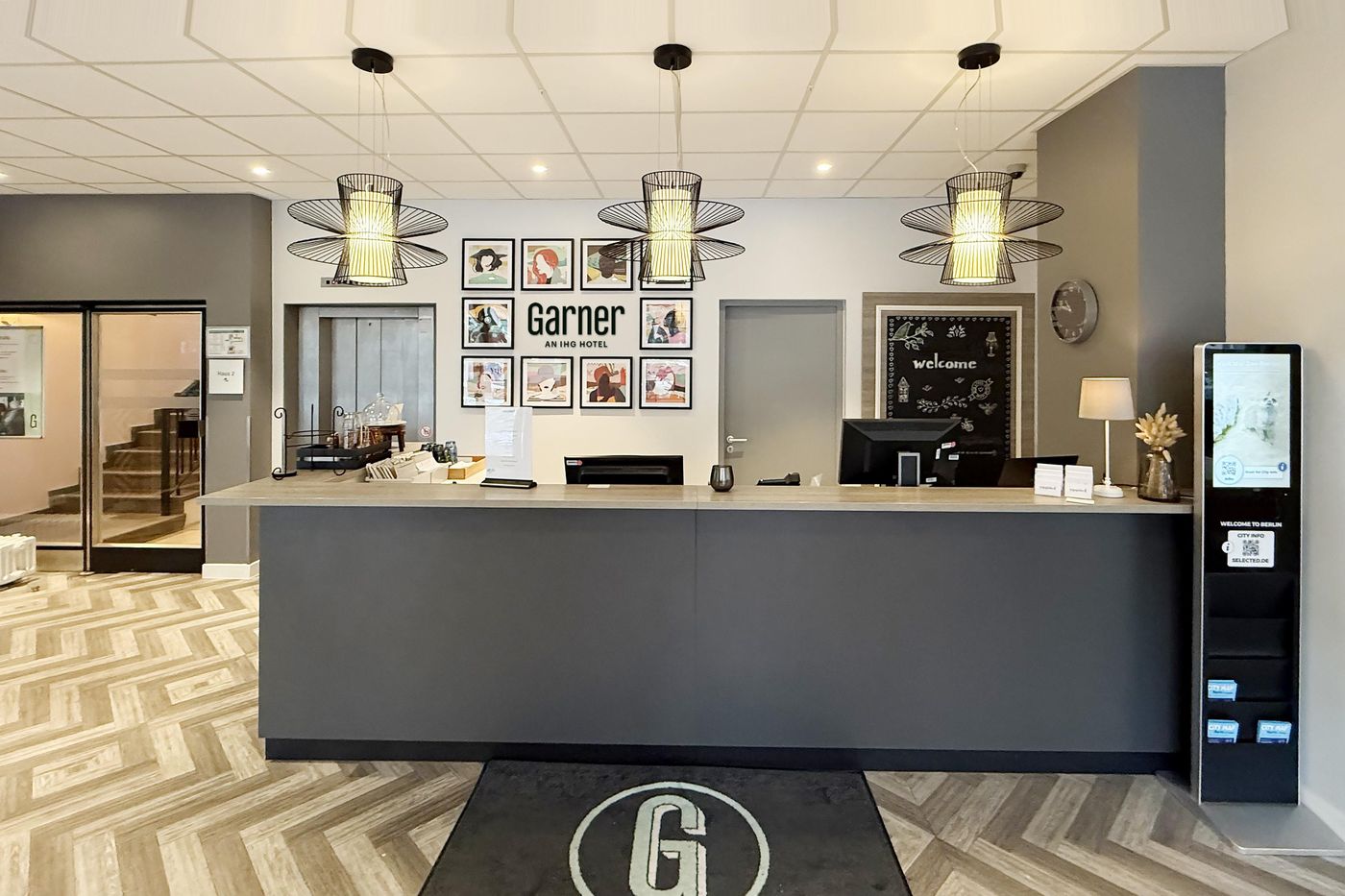 yggotel-Ravn-Lobby-2