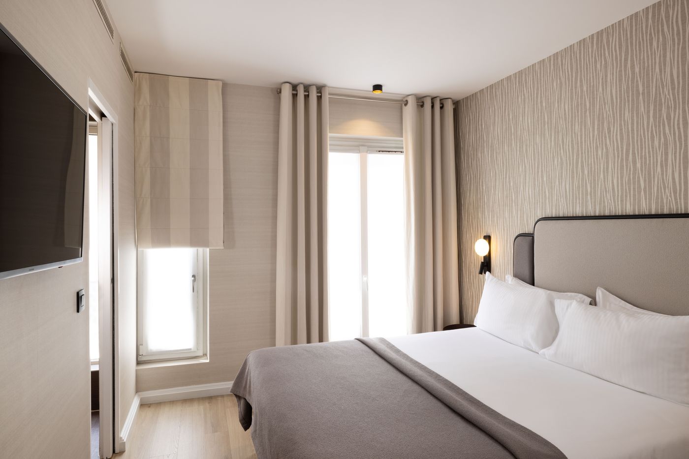 Hotel-Le-46-Room-33