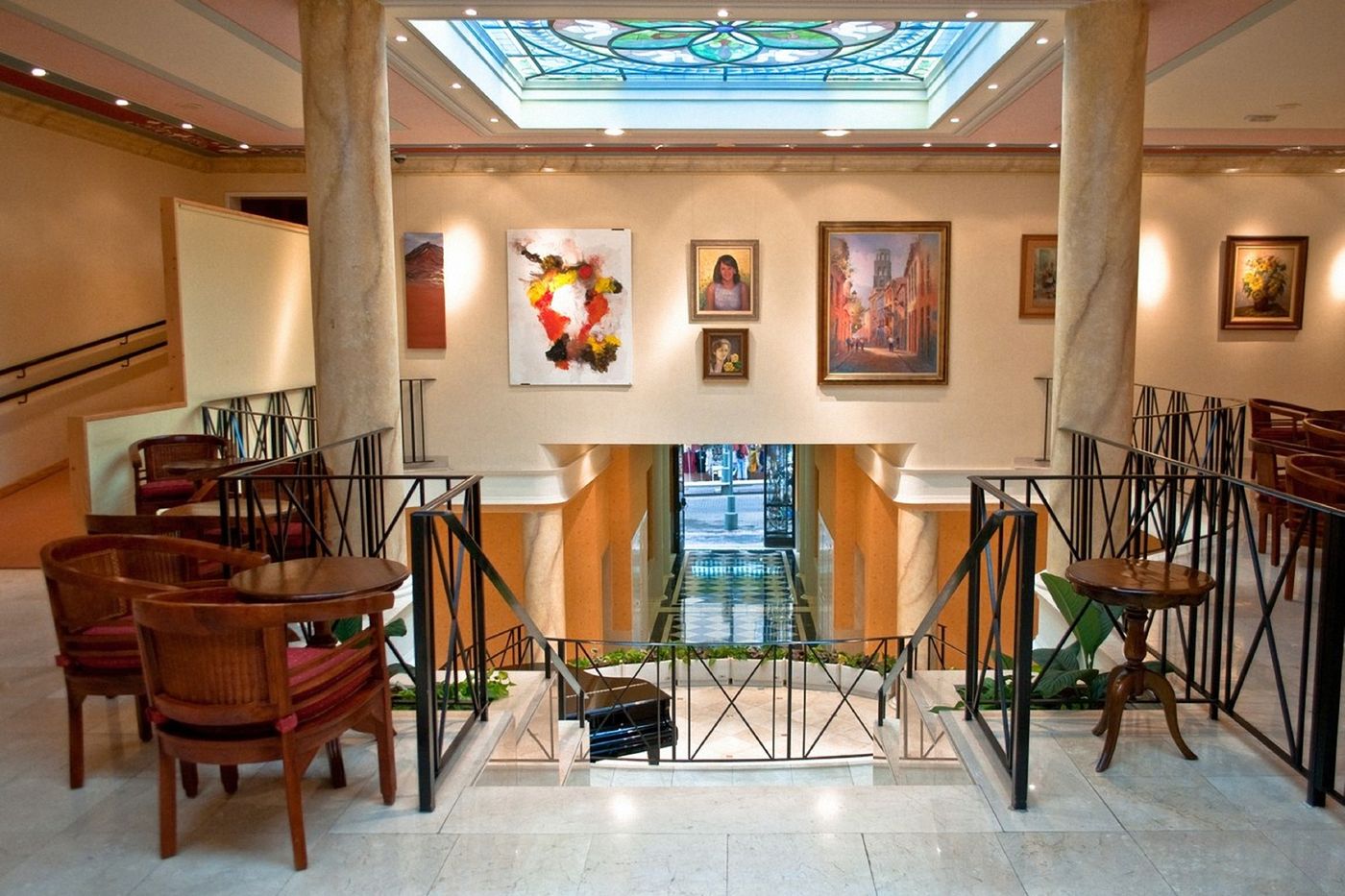 Hotel-RF-Astoria---Adults-Only-Lobby-28