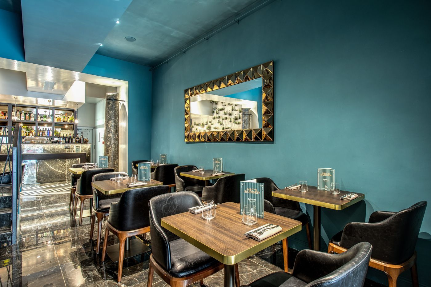 Hotel-87-Eightyseven-Restaurant-14