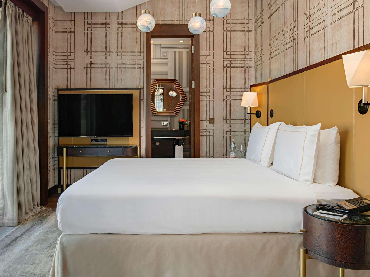 The-Galata-Istanbul-Hotel-MGallery-Room-35