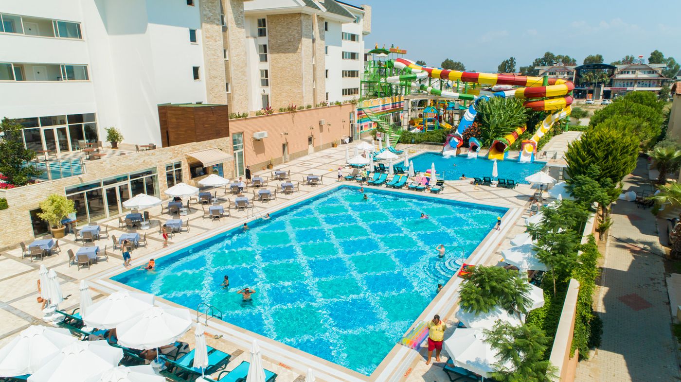 Crystal Waterworld Park Resort & Spa