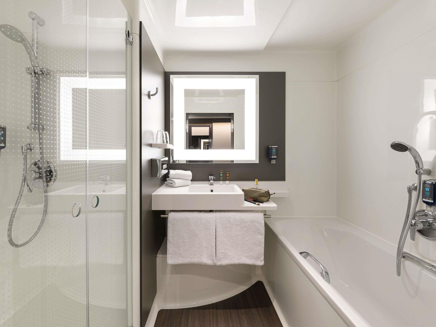 Novotel-Suites-Berlin-City-Potsdamer-Platz-Room-40