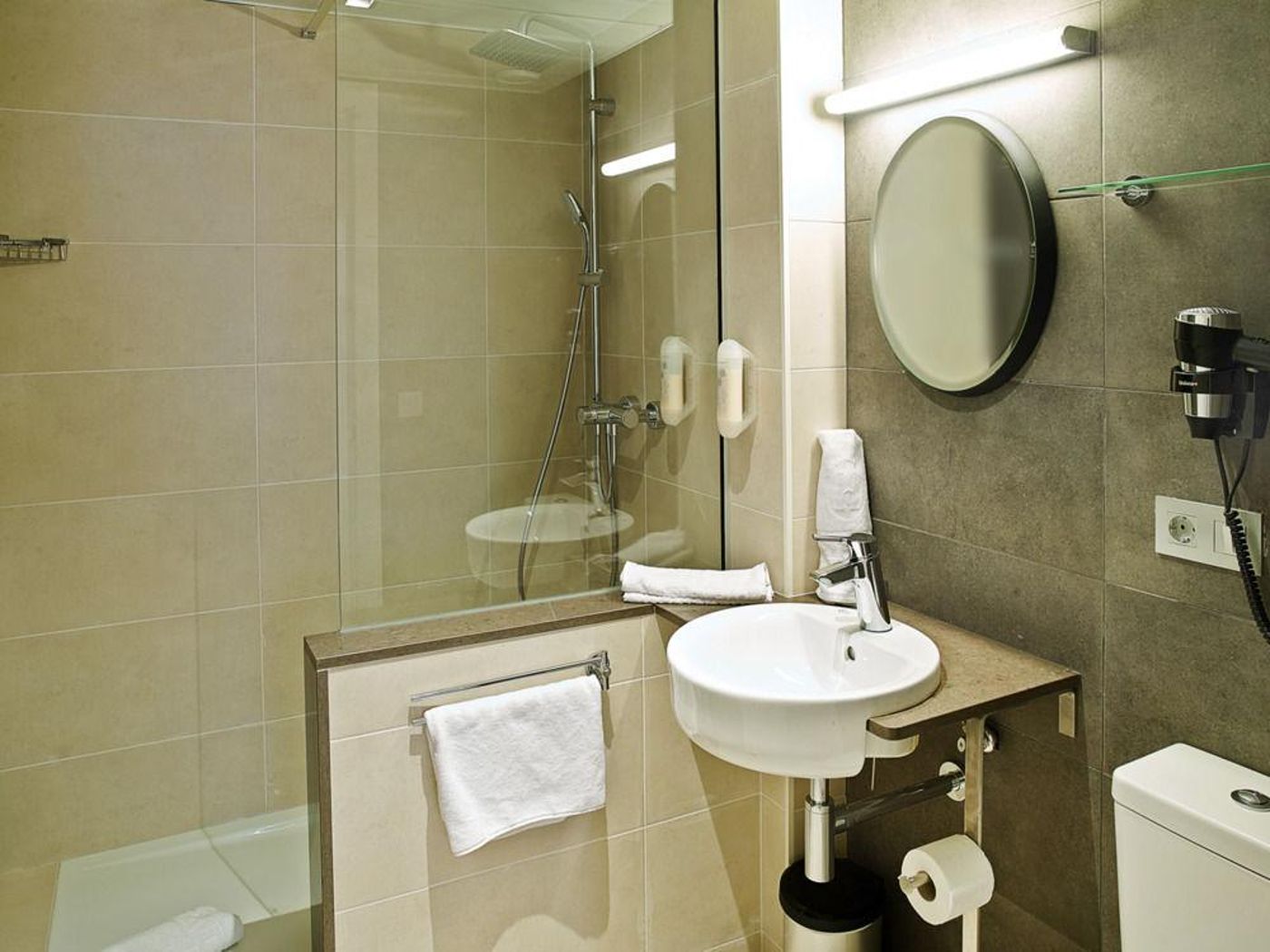 Hostemplo-Spain-BARCELONA -General view-9