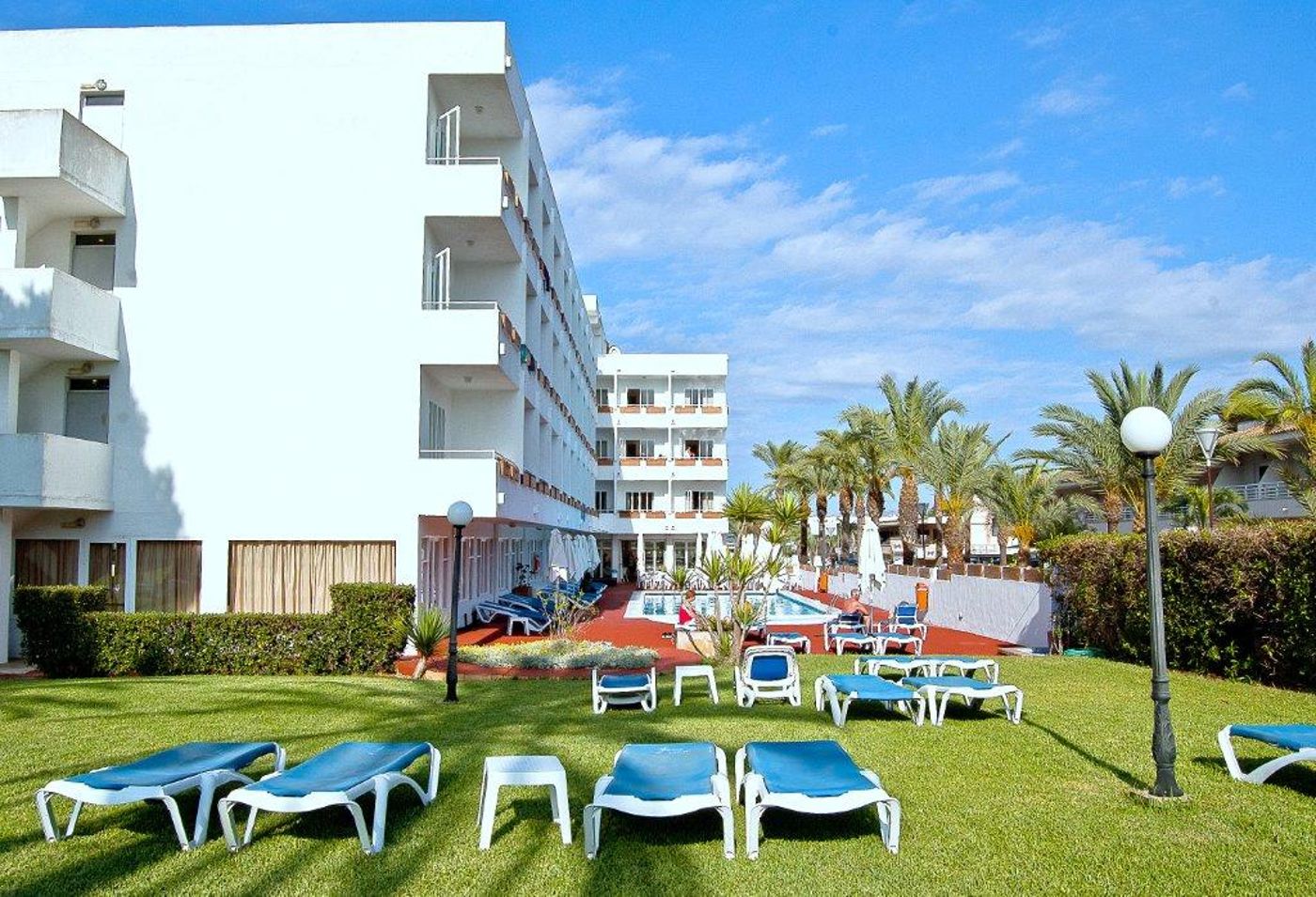 BQ Sarah - Adults Only