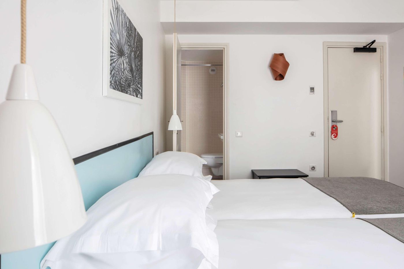 Palm-Astotel-Room-33