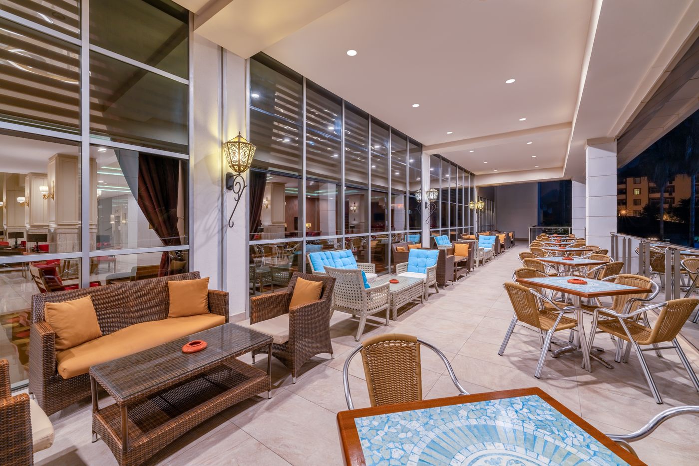 Royal-Garden-Beach-Bar-49