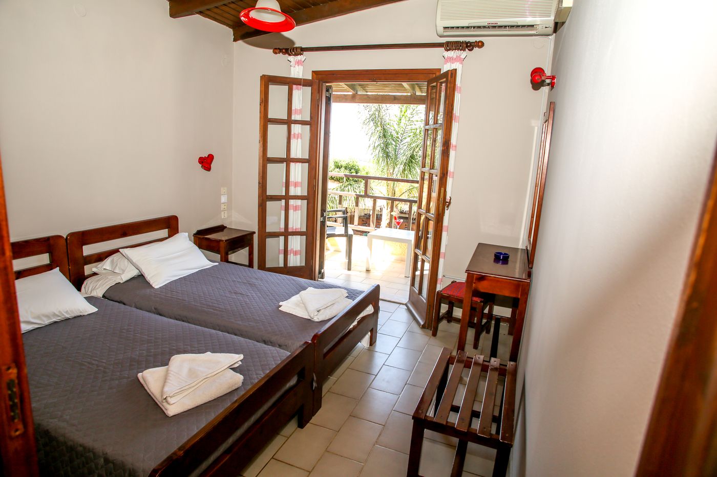 Petros Village Apartments