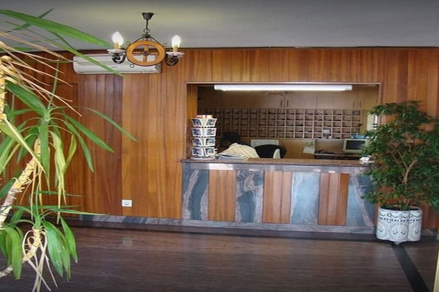 Daurada-Park-Lobby-14