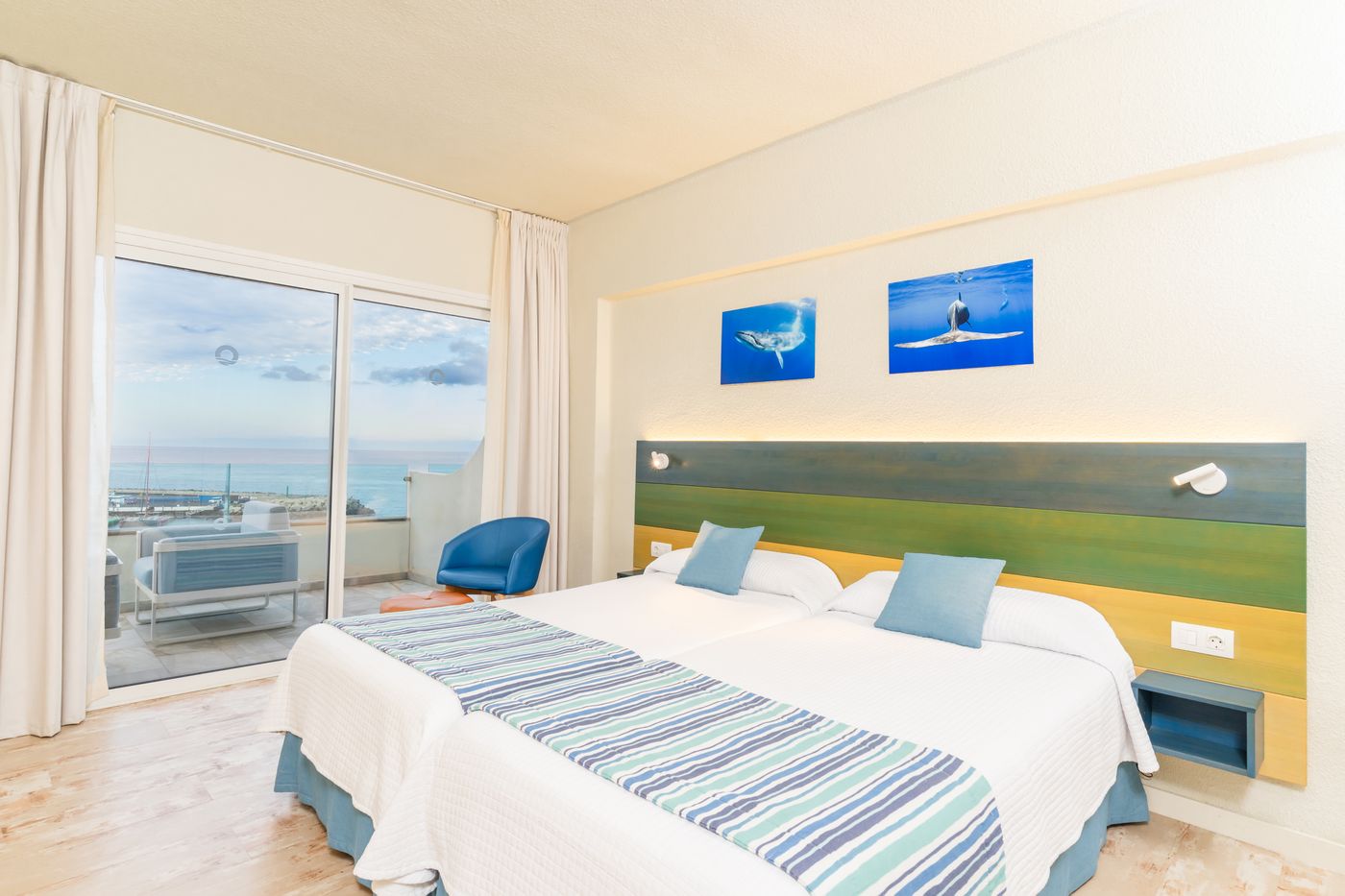 Hovima-La-Pinta-Beachfront-Family-Hotel-Room-13