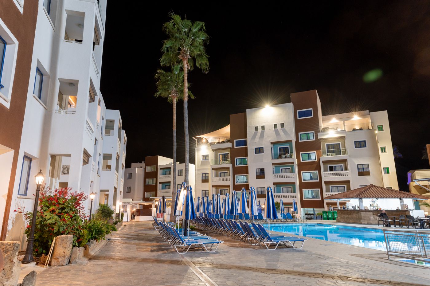 Kefalos-Damon-Hotel-Apartments-Pool-17