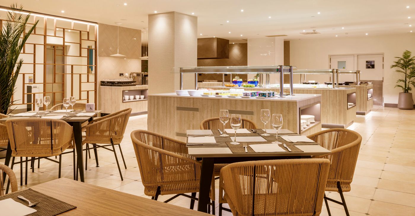 Ilunion-Fuengirola-Restaurant-34