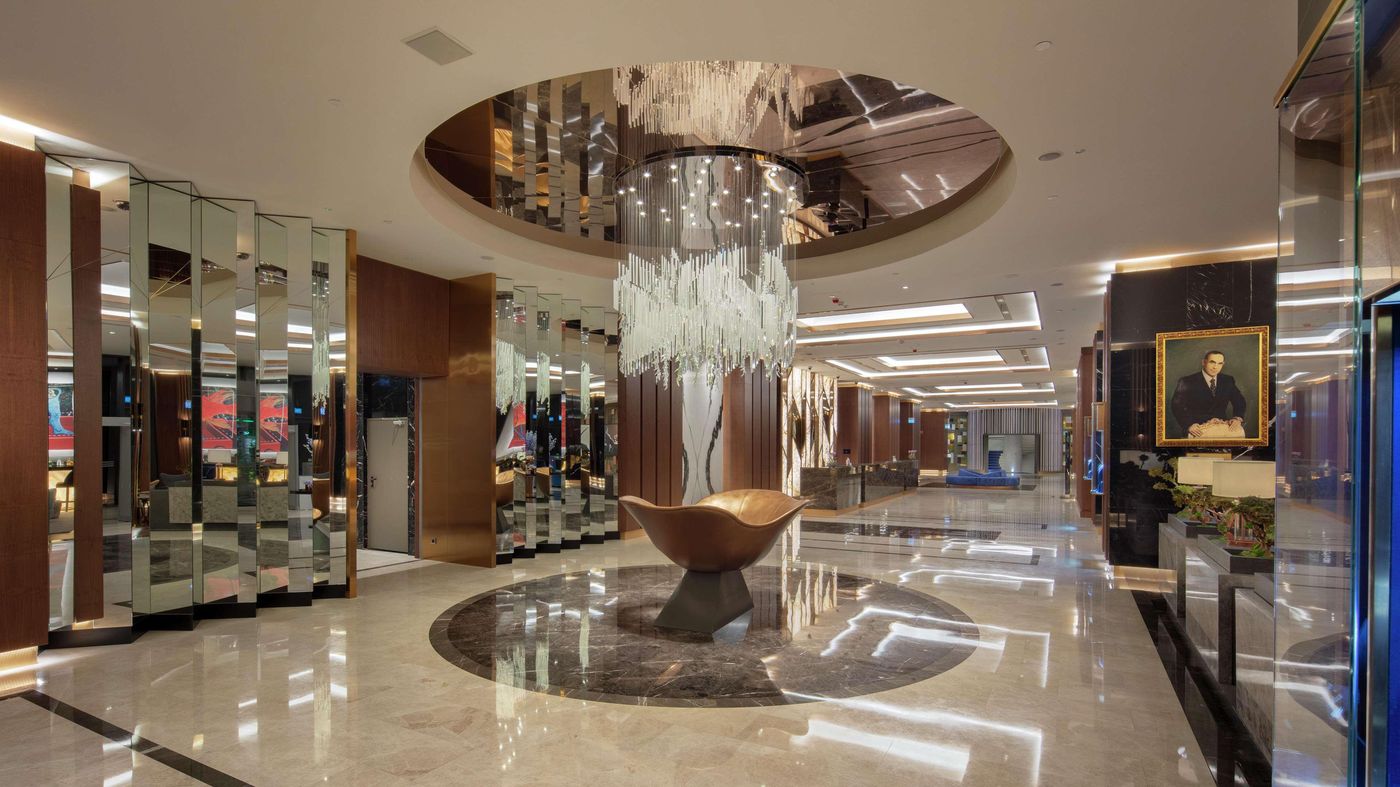 Hilton-Istanbul-Maslak-Lobby-22