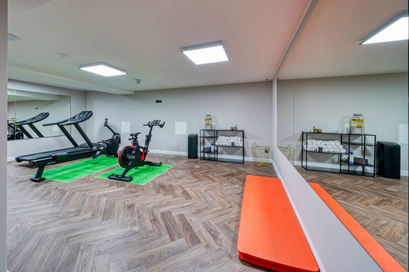 NYCE-Hotel-Bonn-Trademark-Collection-by-Wyndham-Sports-and-Entertainment-56