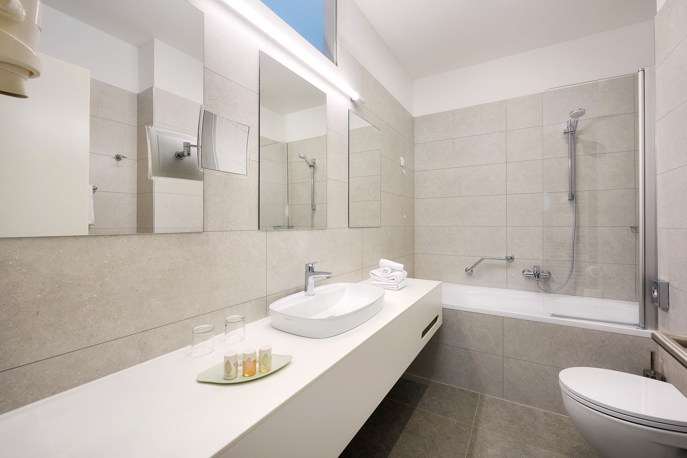 Salona-Palace-Room-33