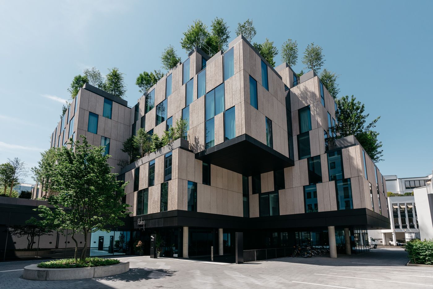 Ruby-Ella-Hotel---Bar-General-view-1