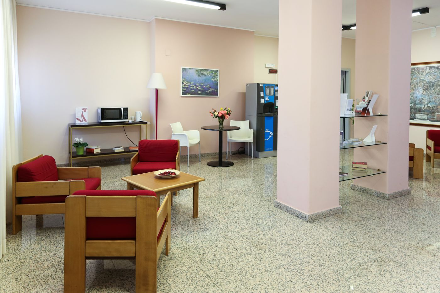 Villa-Mater-Lobby-28