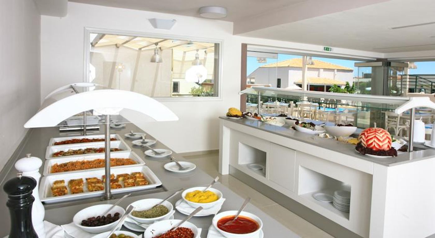 Katrin Suites - Adults Only