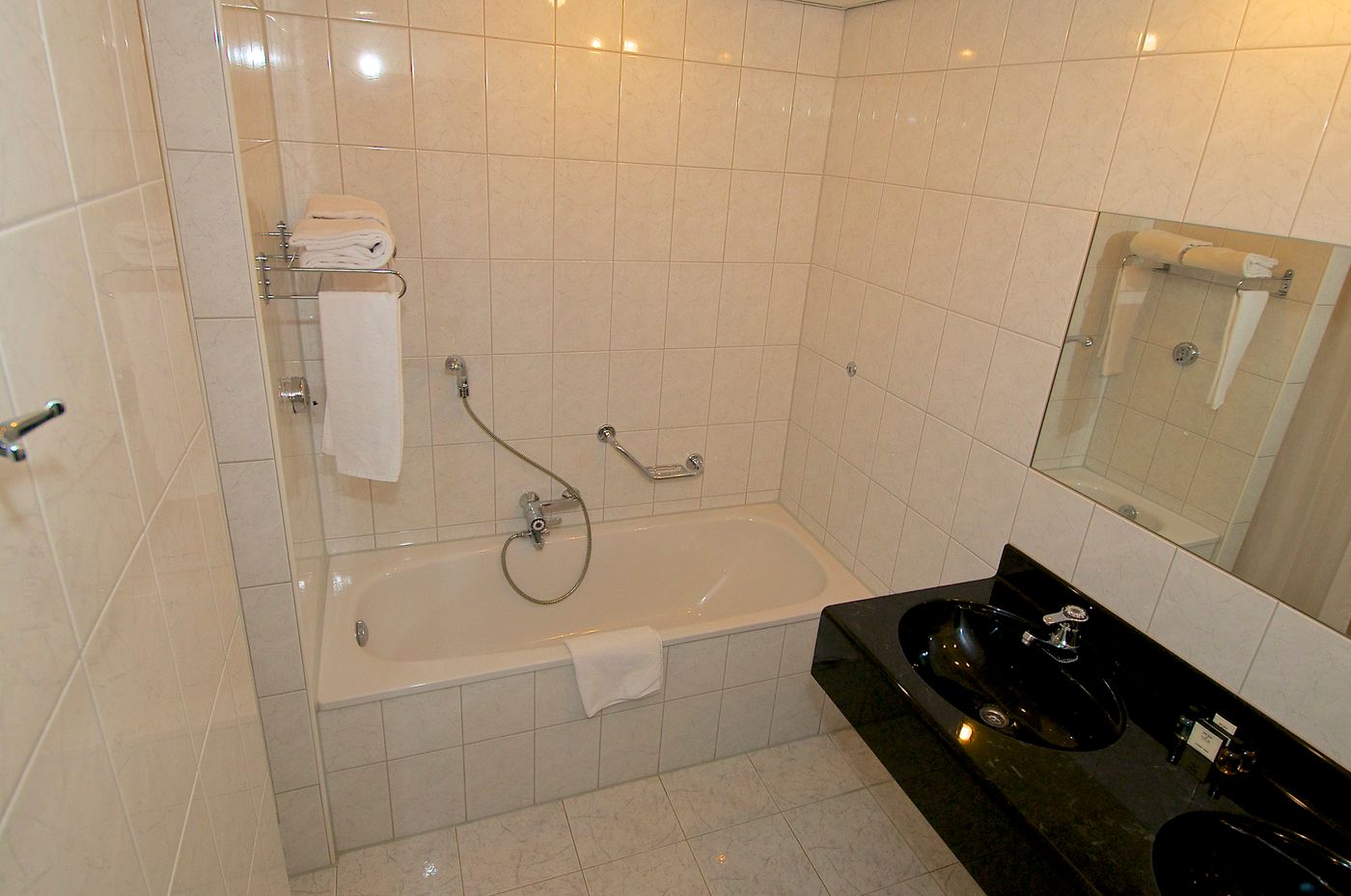 Grand-Hotel-Amstelveen-Room-27