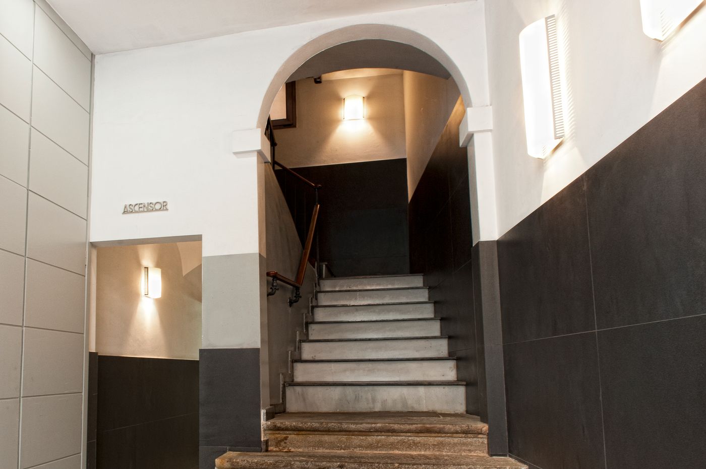 MH Apartments Liceo-Spain-BARCELONA-Lobby-4