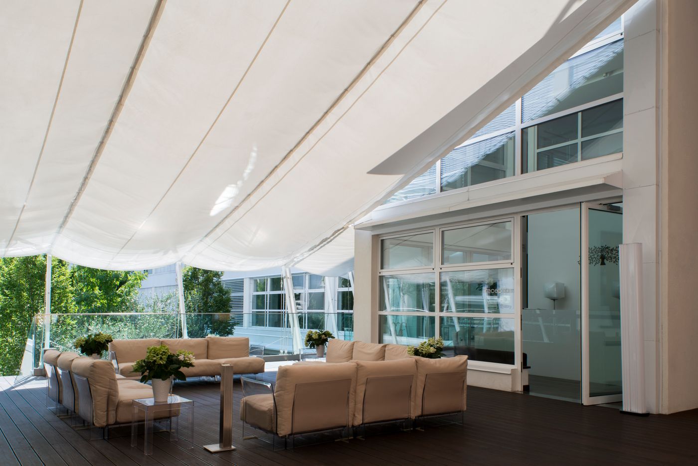 Magna-Pars---LHotel-a-Parfum-Lobby-37