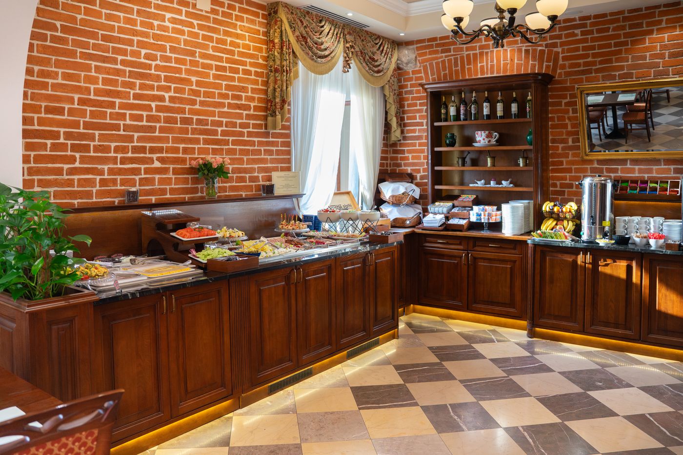 Polonia-Hotel-Restaurant-23