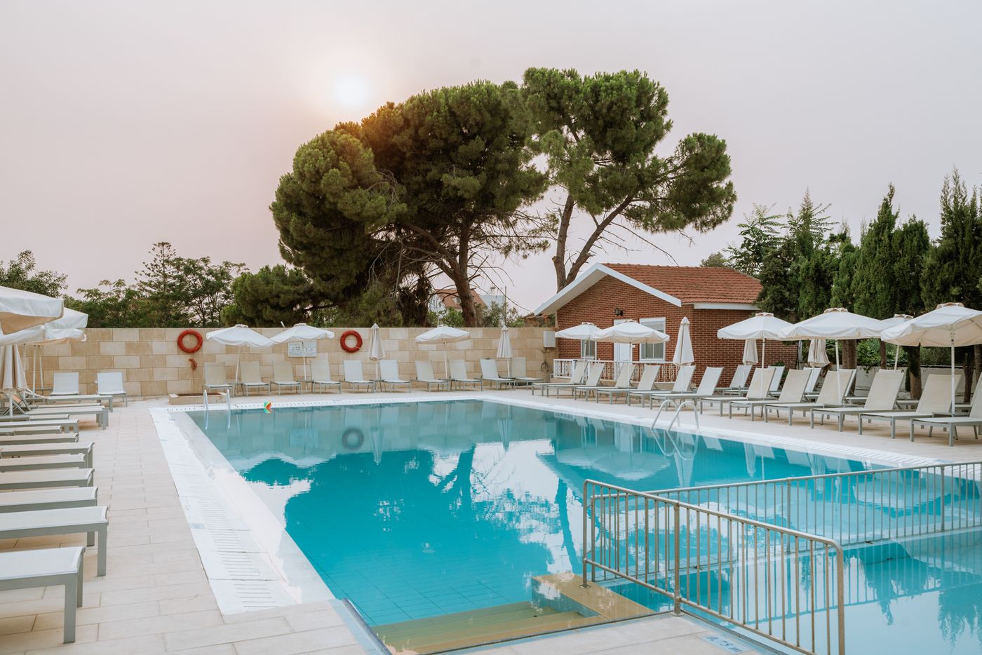 Paleos-apartments-Room-7