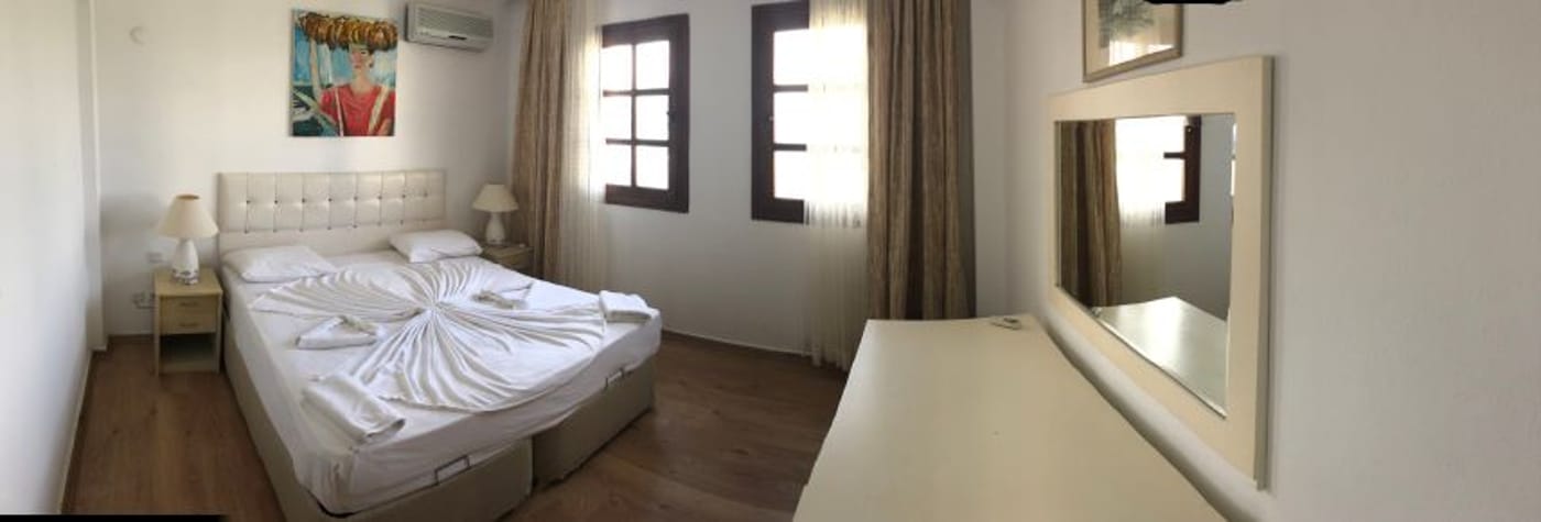 Sun and Sea Beach Hotel