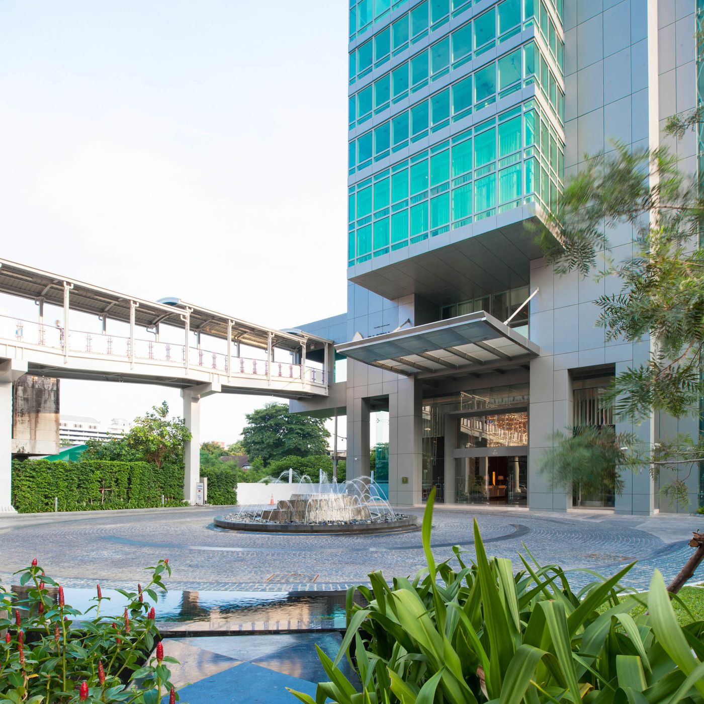 Eastin-Grand-Hotel-Sathorn-Bangkok-General-view-3