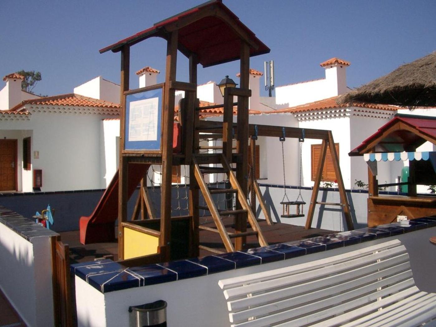 Regency-Torviscas-Apartments-Suites-Sports-and-Entertainment-36