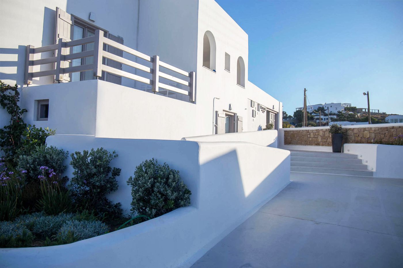 Madoupa-Boutique-General-view-19