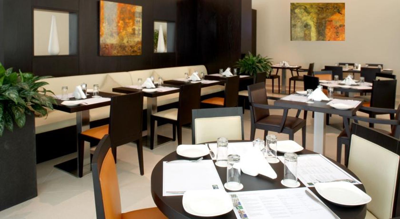 Holiday Inn Express Jumeirah