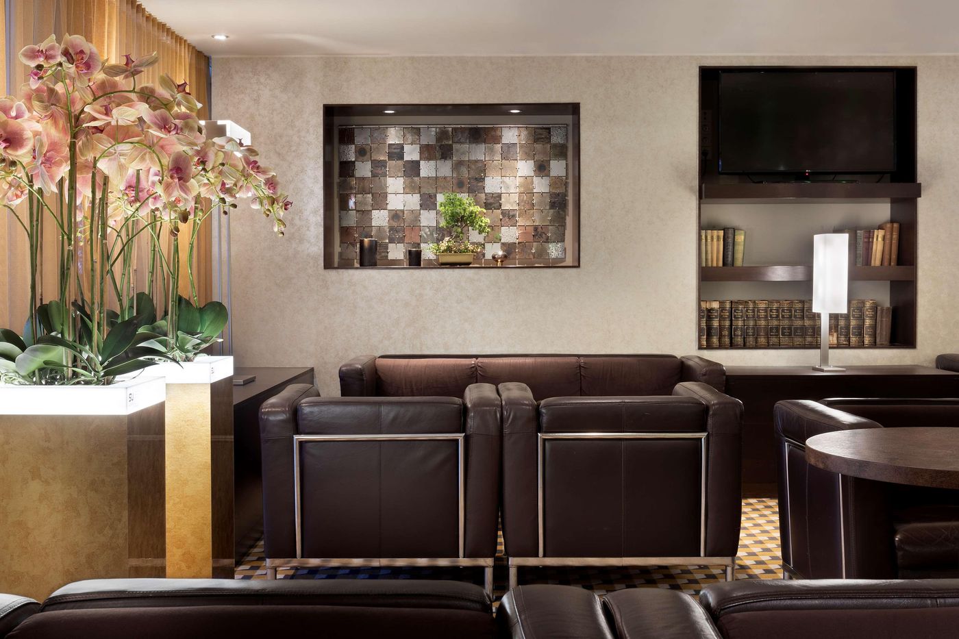 Radisson-Blu-Hotel-Olumpia--Lobby-13