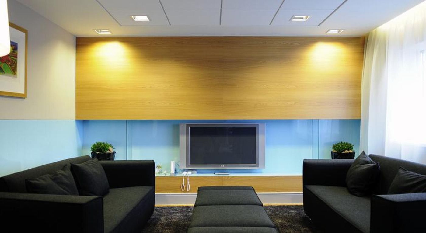 Novotel-Amsterdam-City-Lobby-26