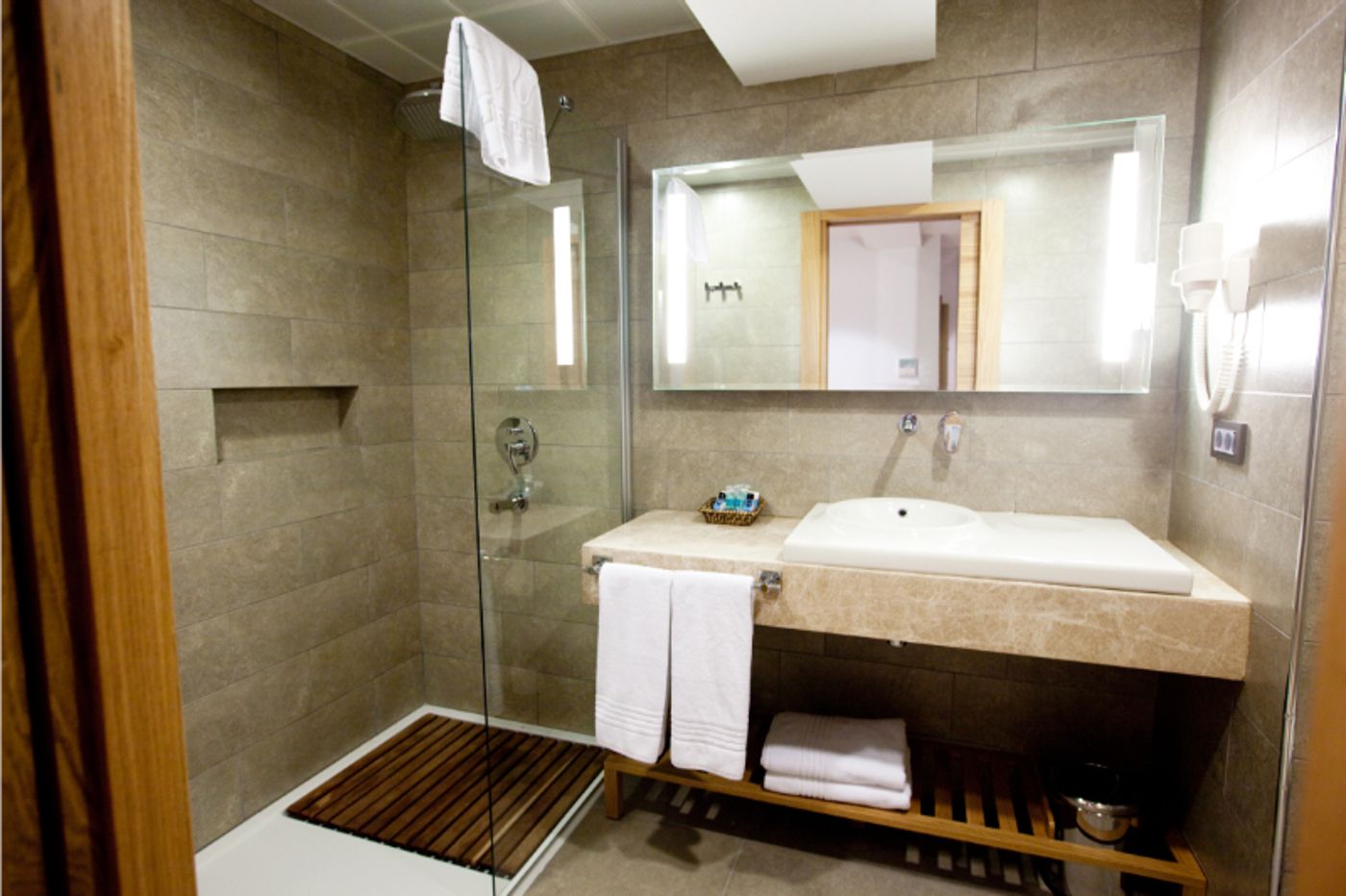 Ilayda-Avantgarde-Room-15