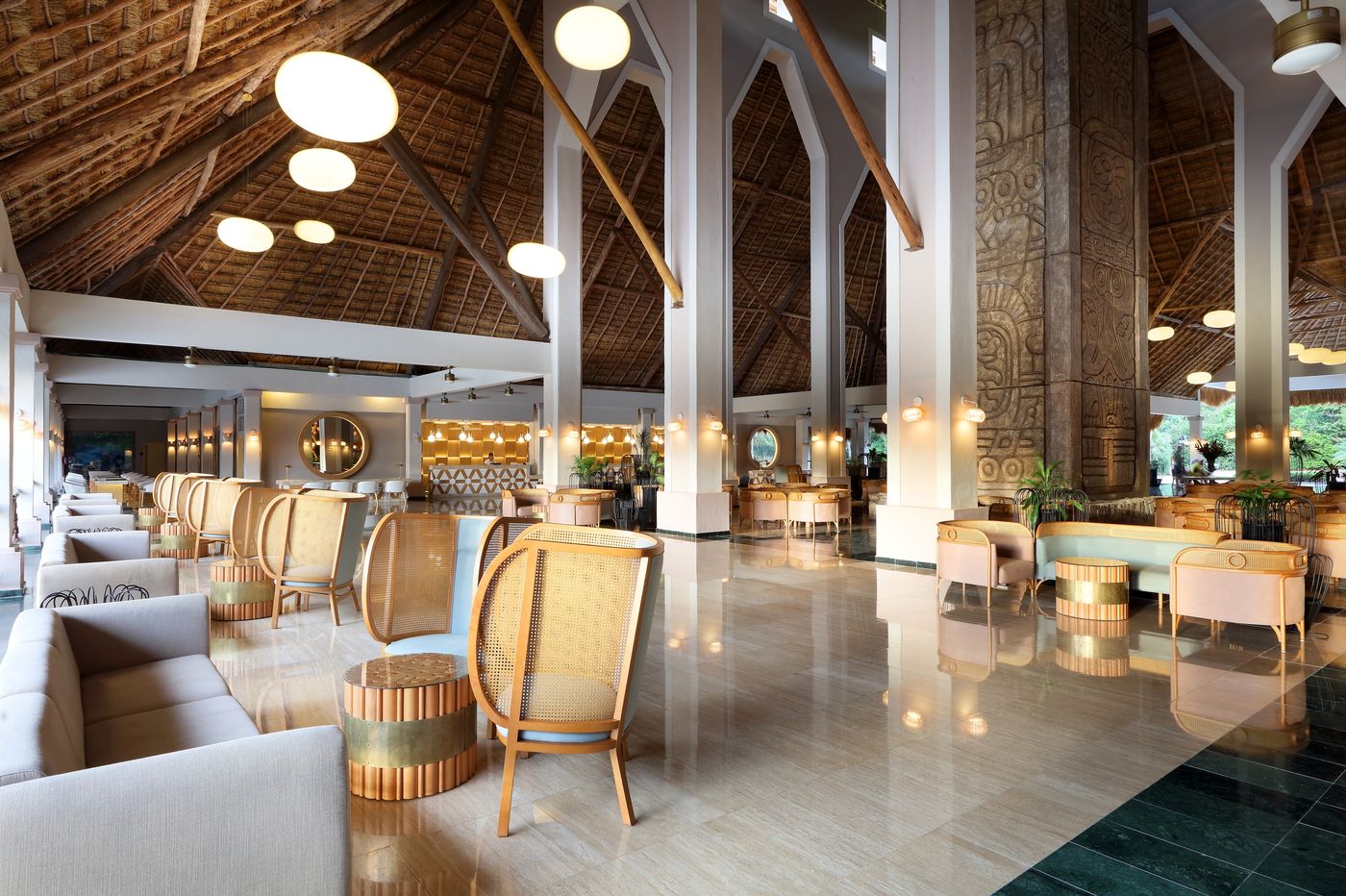 Grand-Palladium-White-Sand-Resort---Spa-All-Incl--Lobby-44