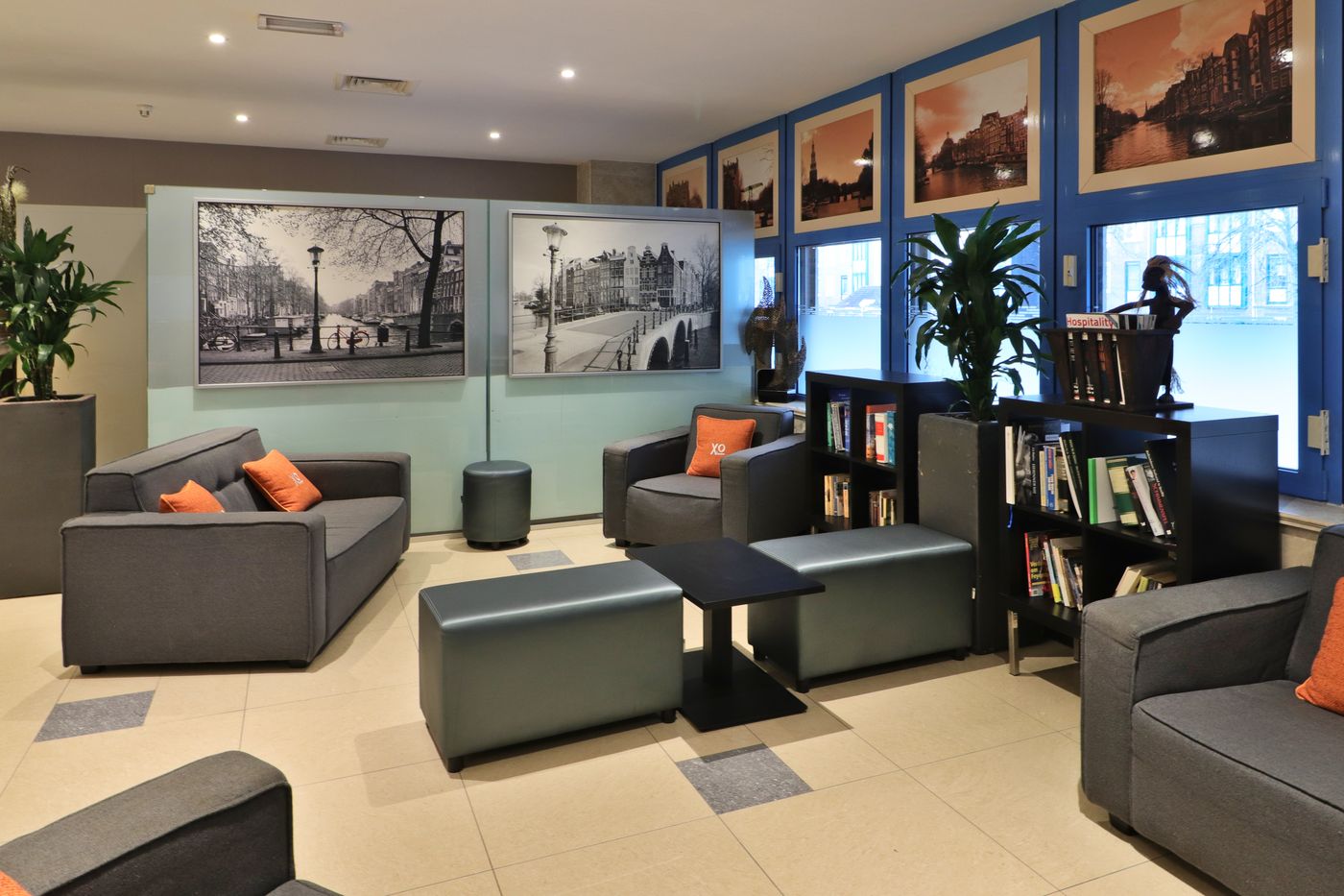 XO-HOTELS-Blue-Square-Lobby-3