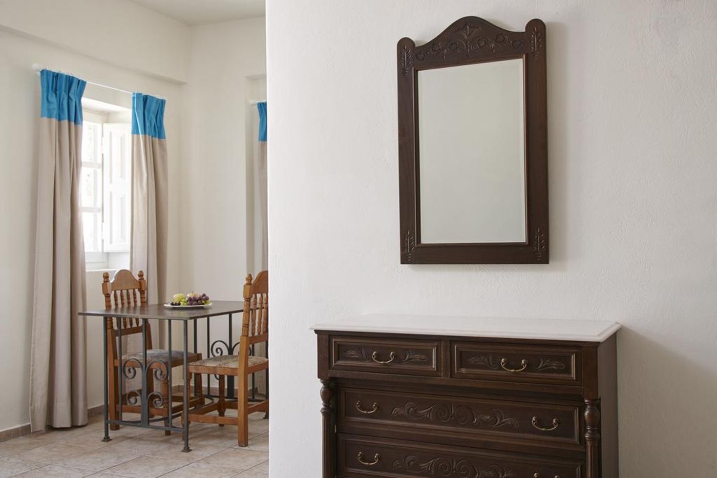 Terra-Blue-Santorini-Room-22